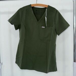 Figs Women's Olive Short Sleeve Top